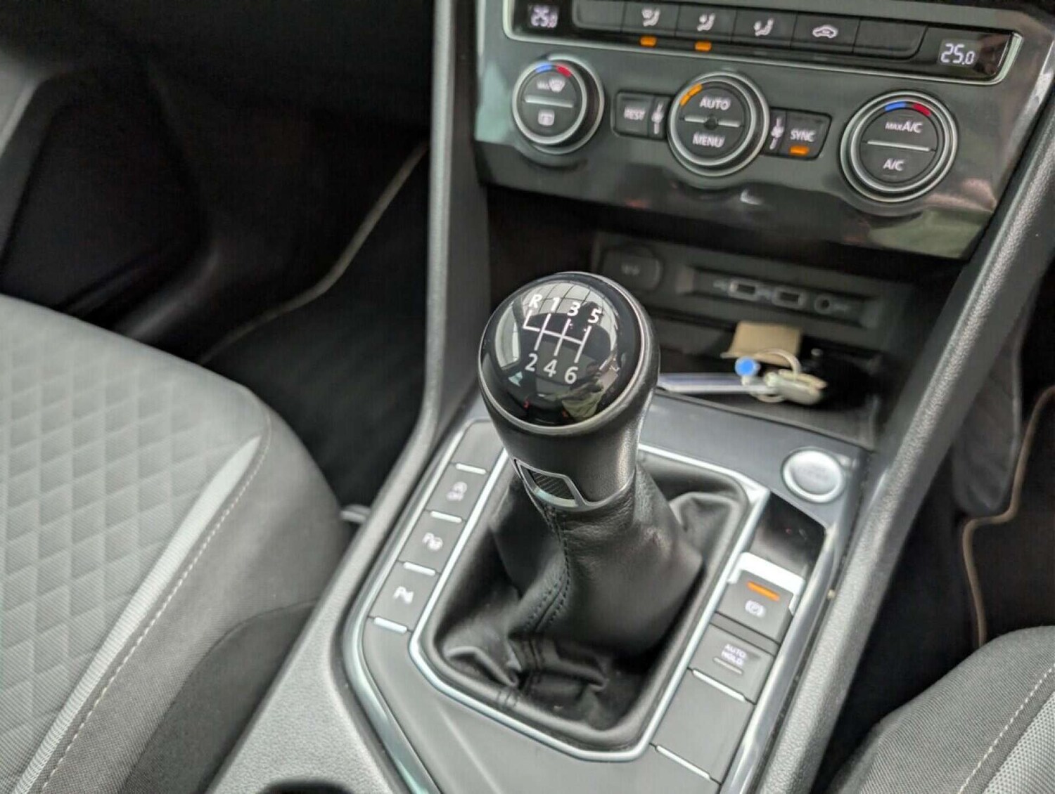 Used Volkswagen Tiguan 2019 for sale - 77714340: Photo 16