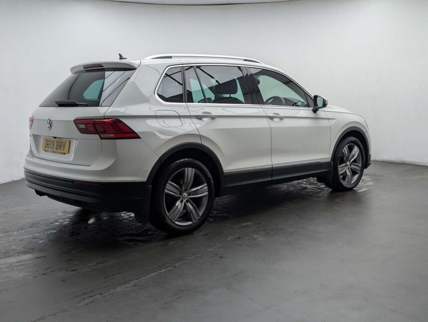 Used Volkswagen Tiguan 2019 for sale - 77714340: Photo 8