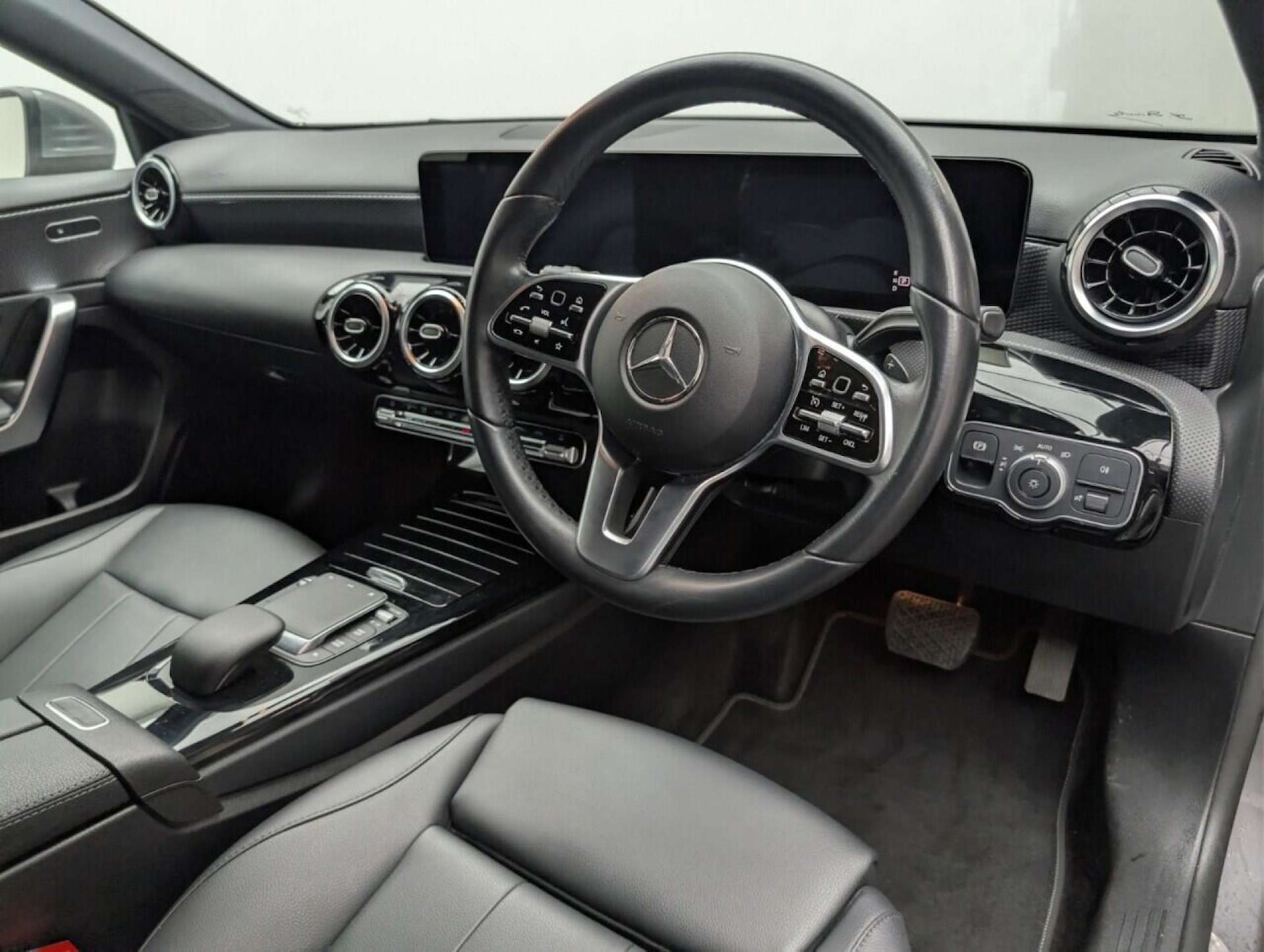 Used Mercedes-Benz A-Class 2022 for sale - 77713247: Photo 11