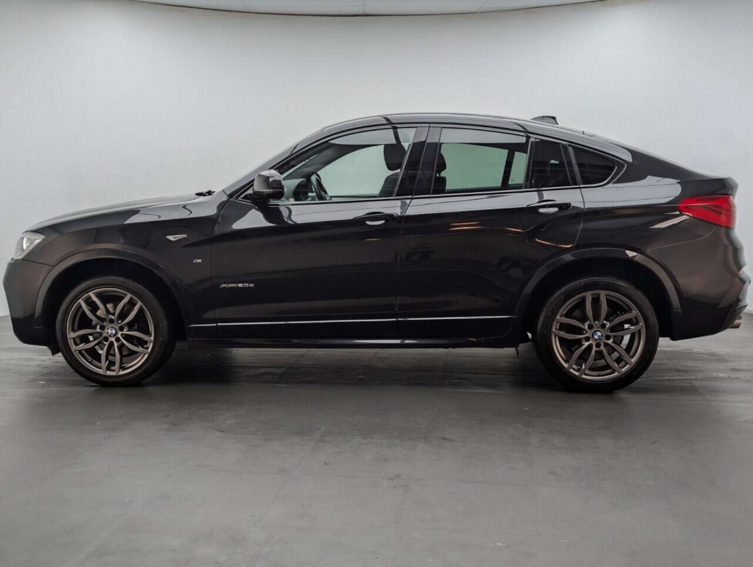 Used BMW X4 2017 for sale - 77714291: Photo 5