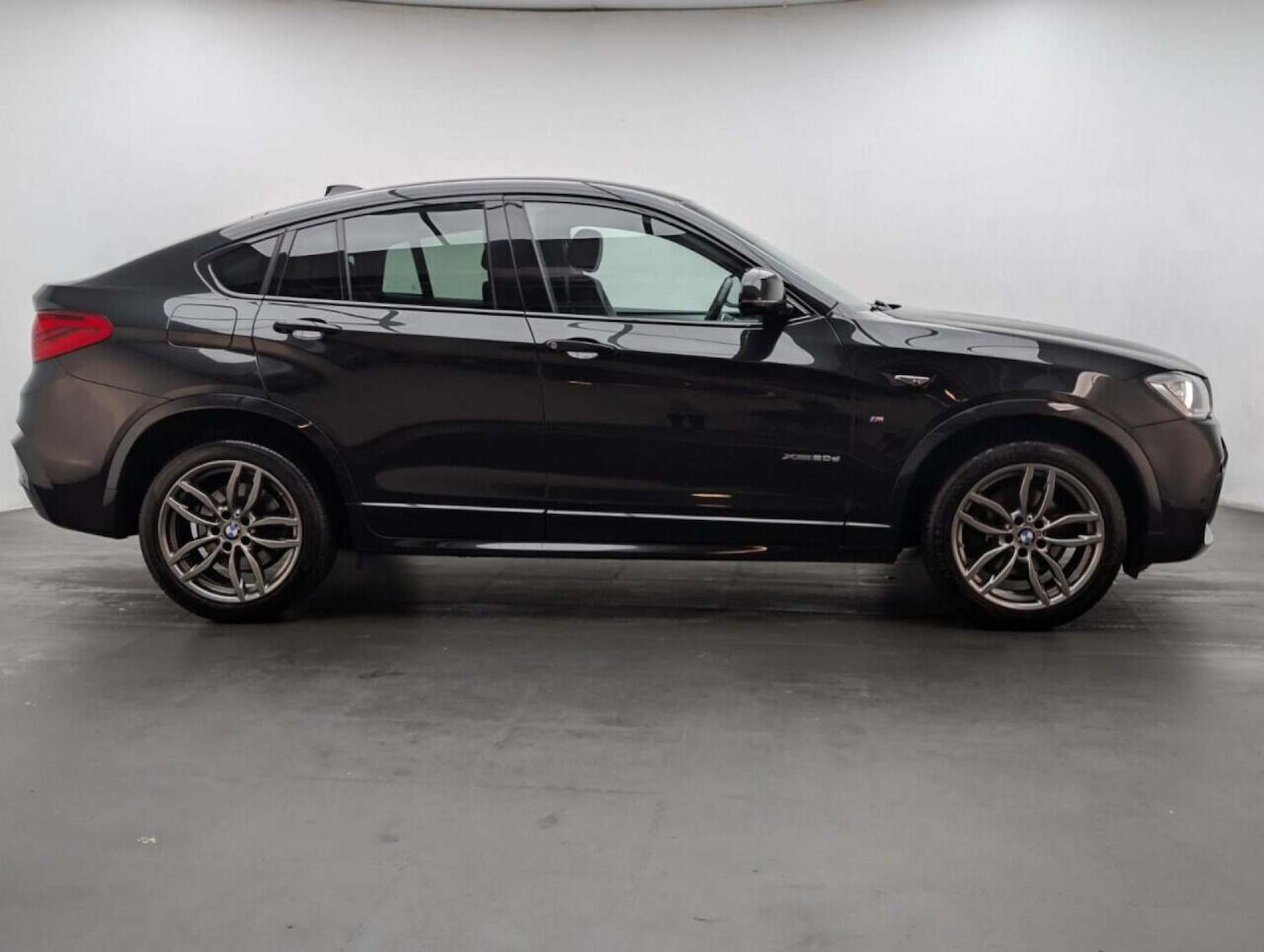 Used BMW X4 2017 for sale - 77714291: Photo 9