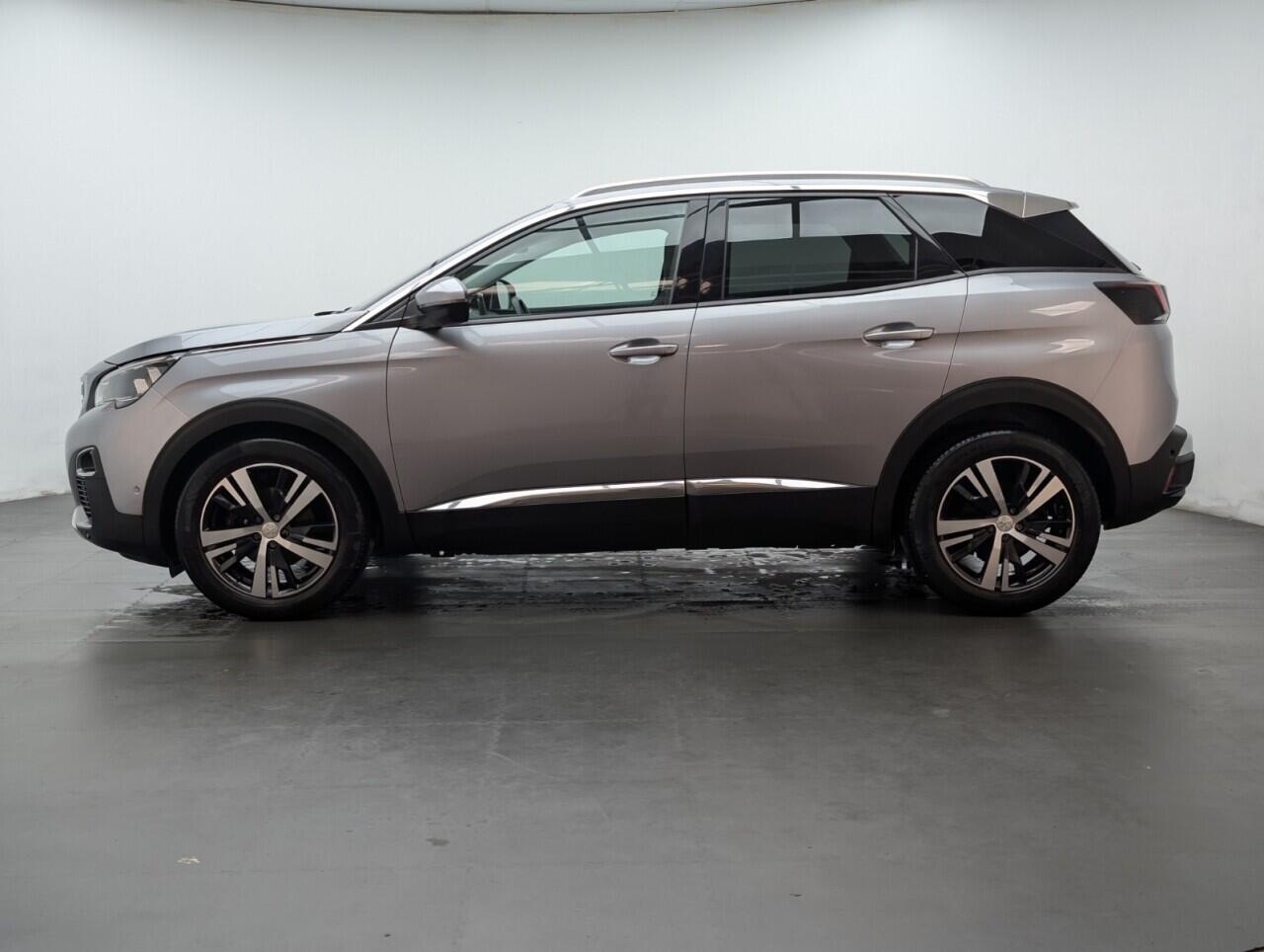 Used Peugeot 3008 2020 for sale - 77091608: Photo 5