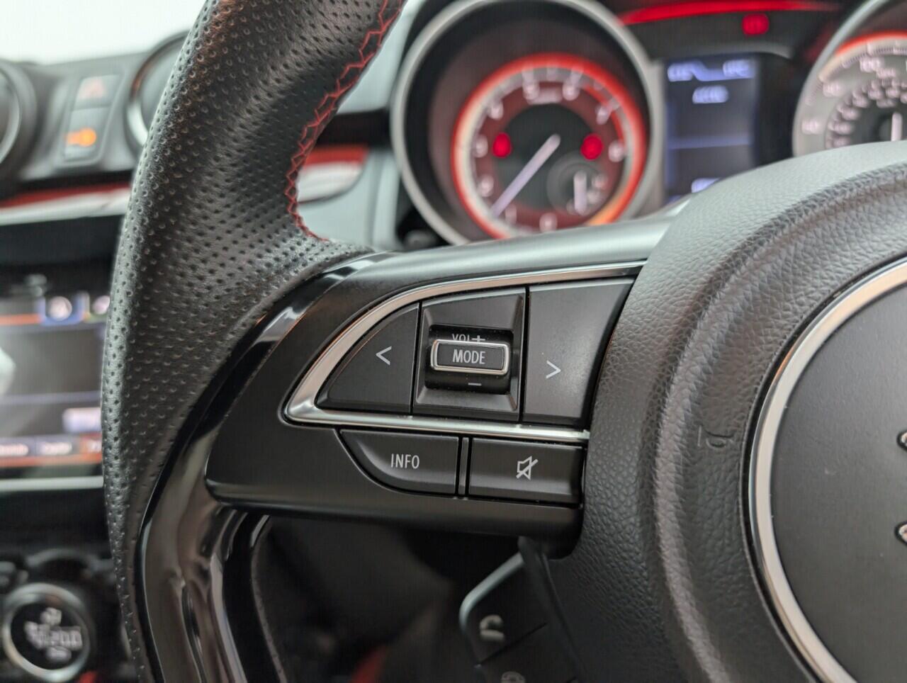 Used Suzuki Swift 2019 for sale - 76422636: Photo 19