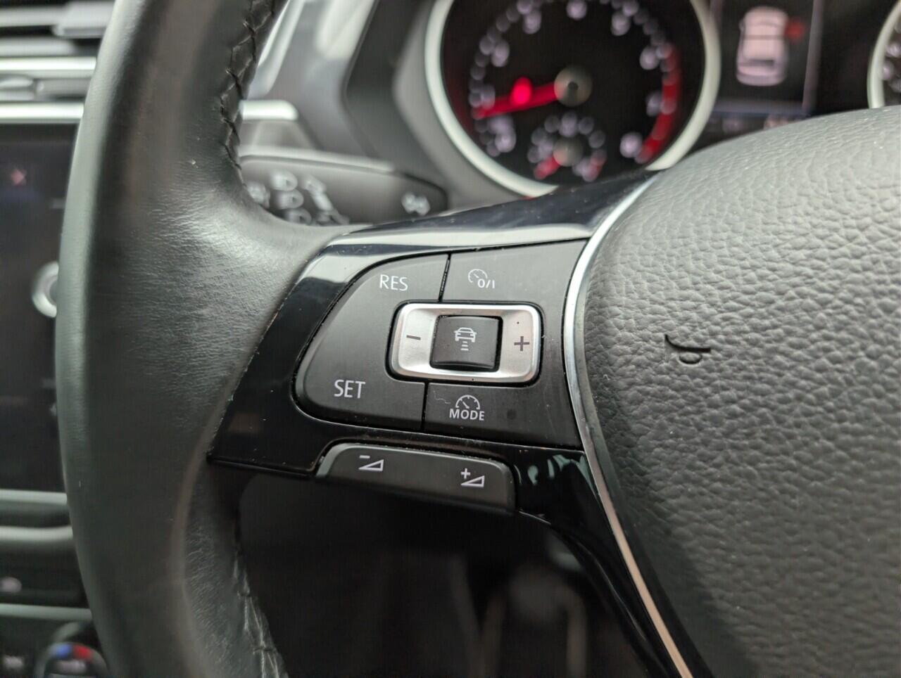 Used Volkswagen Tiguan 2018 for sale - 76560969: Photo 19