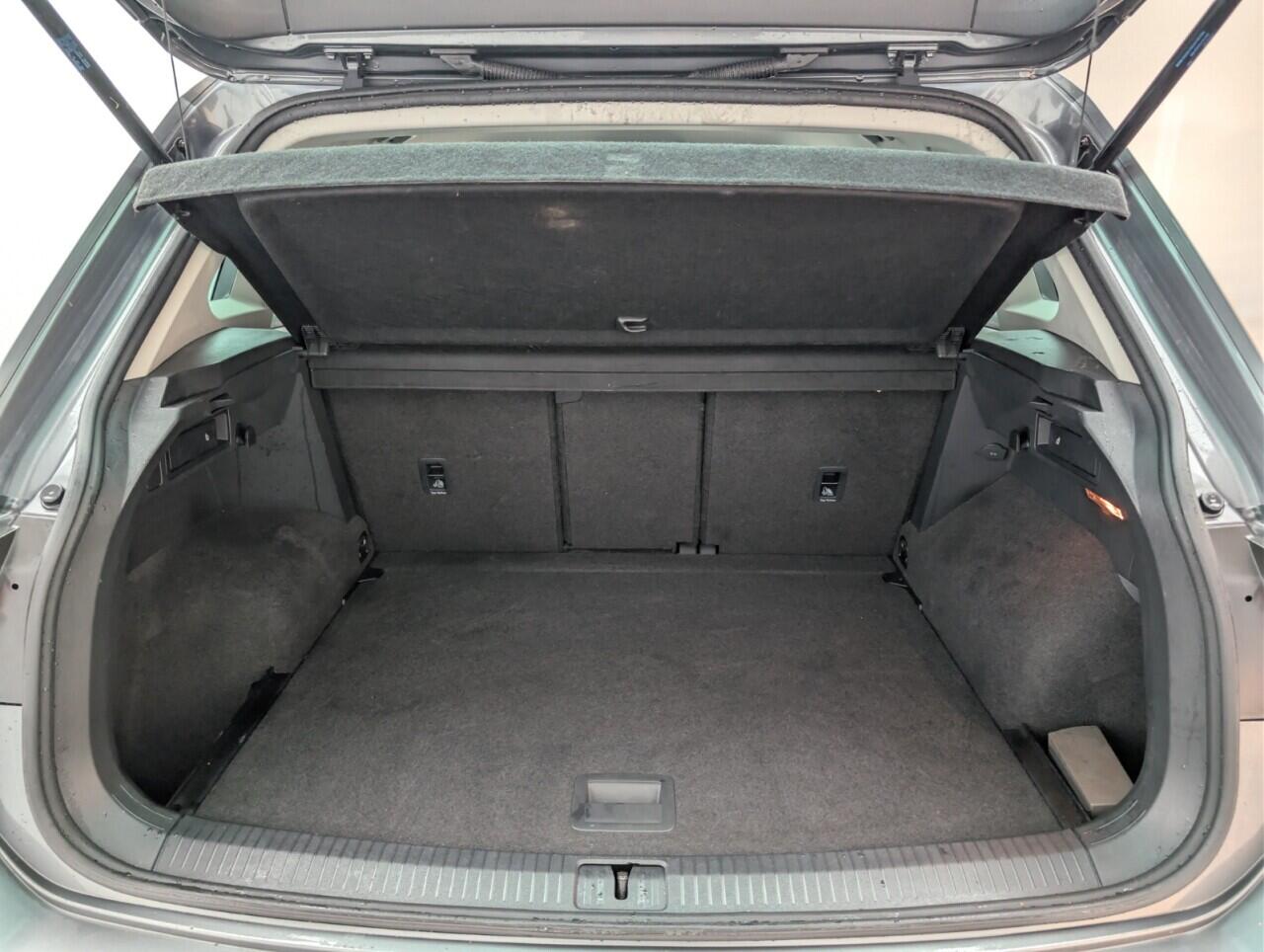 Used Volkswagen Tiguan 2018 for sale - 76560969: Photo 26