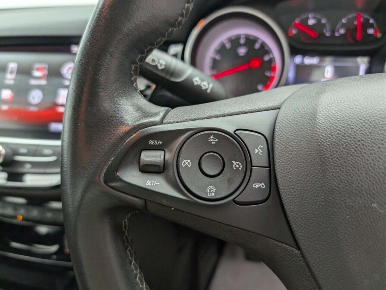 Used Vauxhall Astra 2018 for sale - 77713751: Photo 17