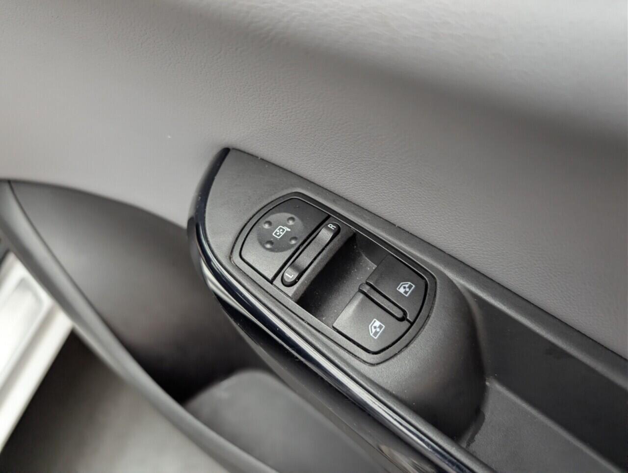 Used Vauxhall Corsa 2017 for sale - 76781108: Photo 19