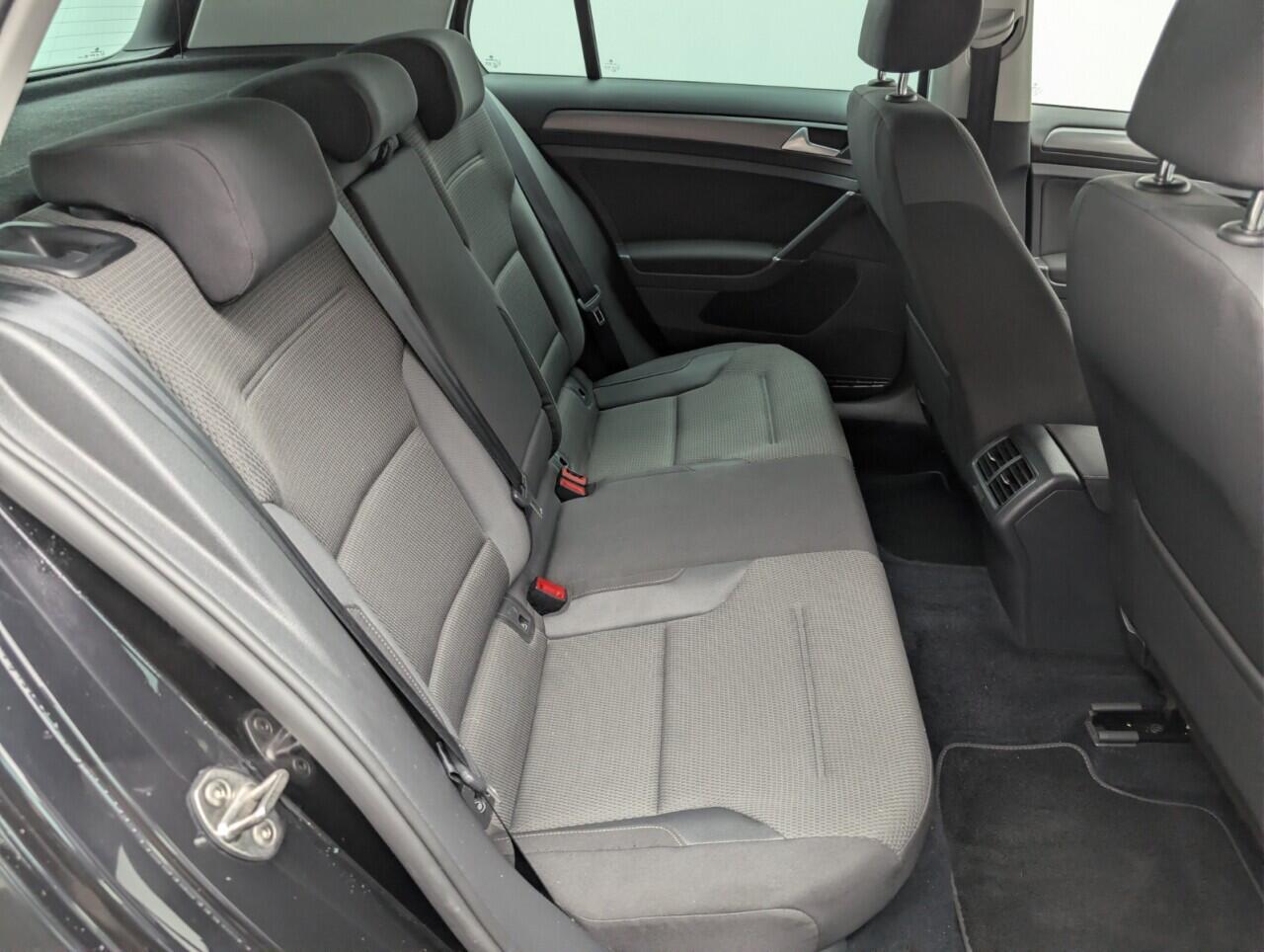 Used Volkswagen Golf 2020 for sale - 76953054: Photo 25