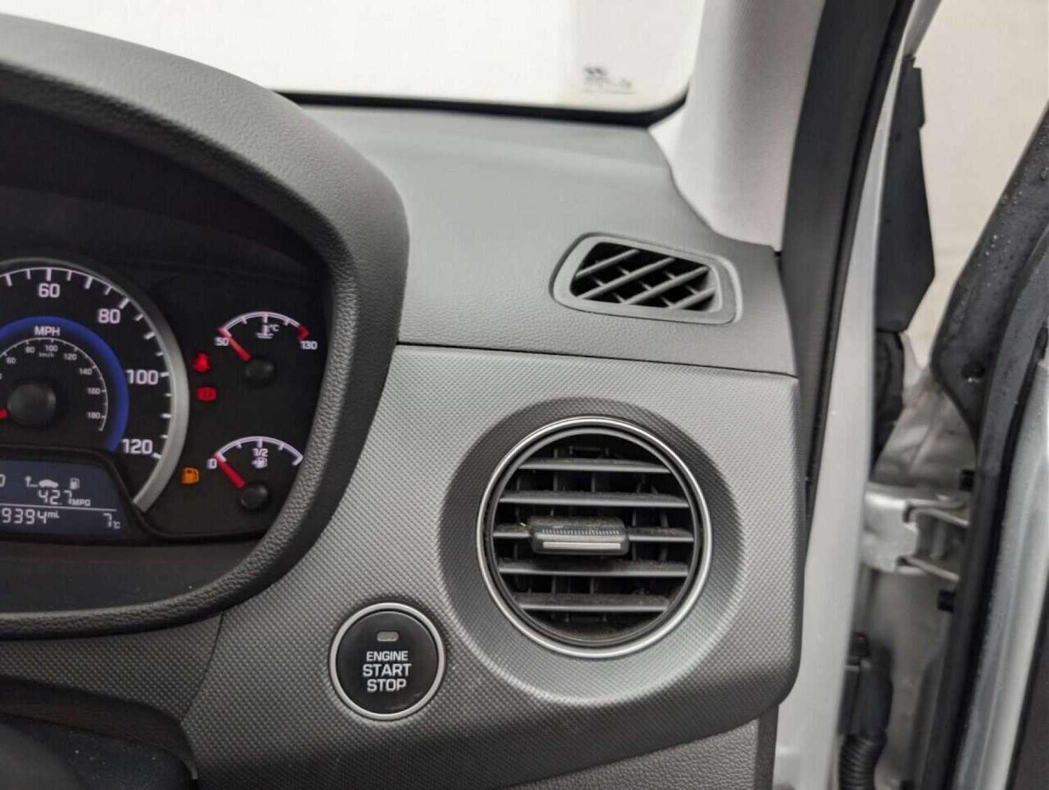 Used Hyundai i10 2019 for sale - 77713212: Photo 19