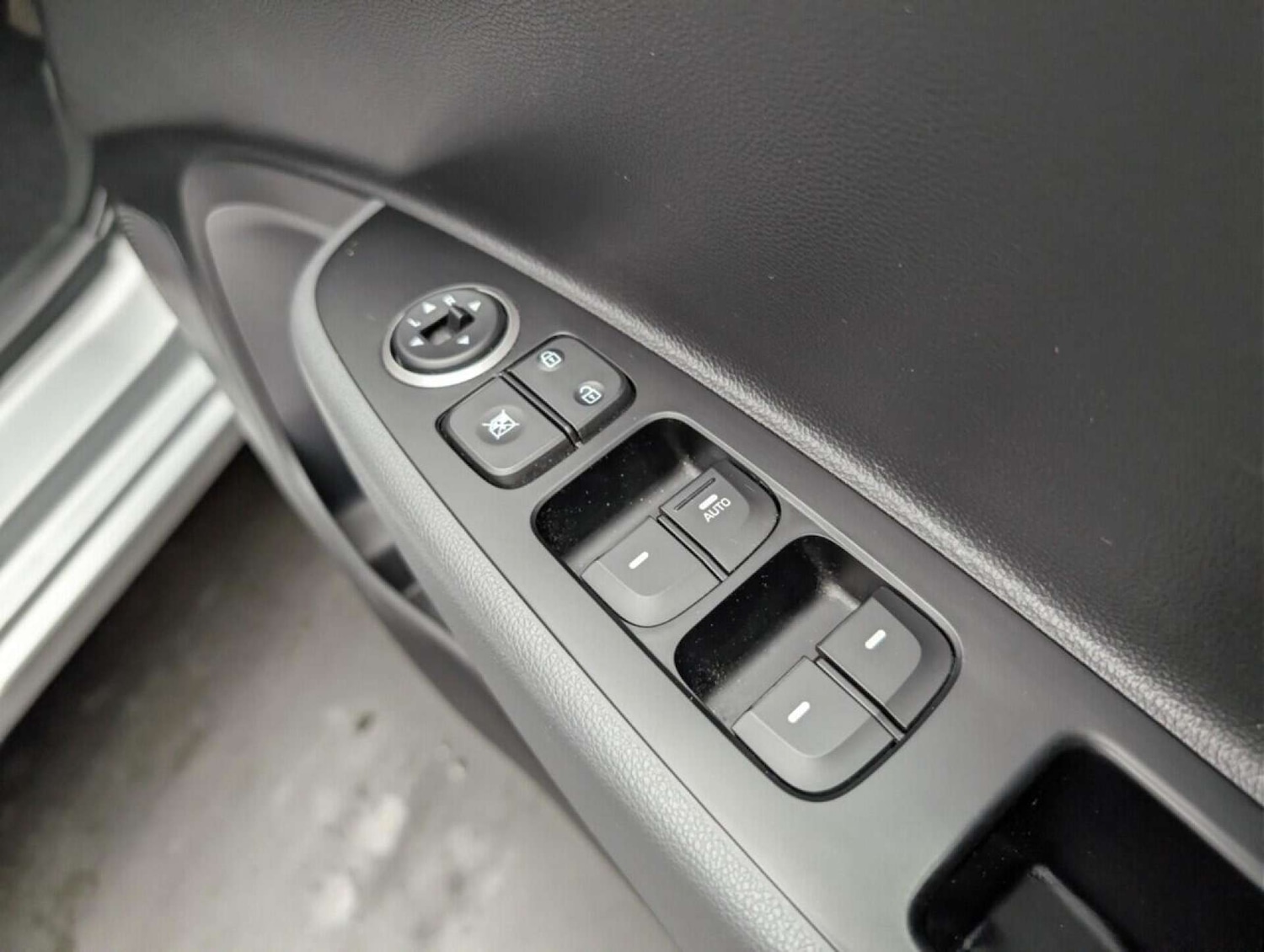 Used Hyundai i10 2019 for sale - 77713212: Photo 20