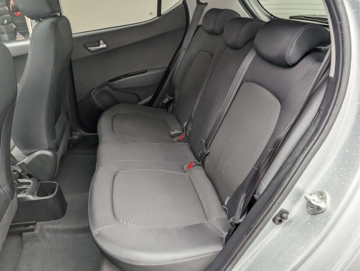 Used Hyundai i10 2019 for sale - 77713212: Photo 25