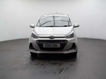 Used Hyundai i10 2019 for sale - 77713212: Photo