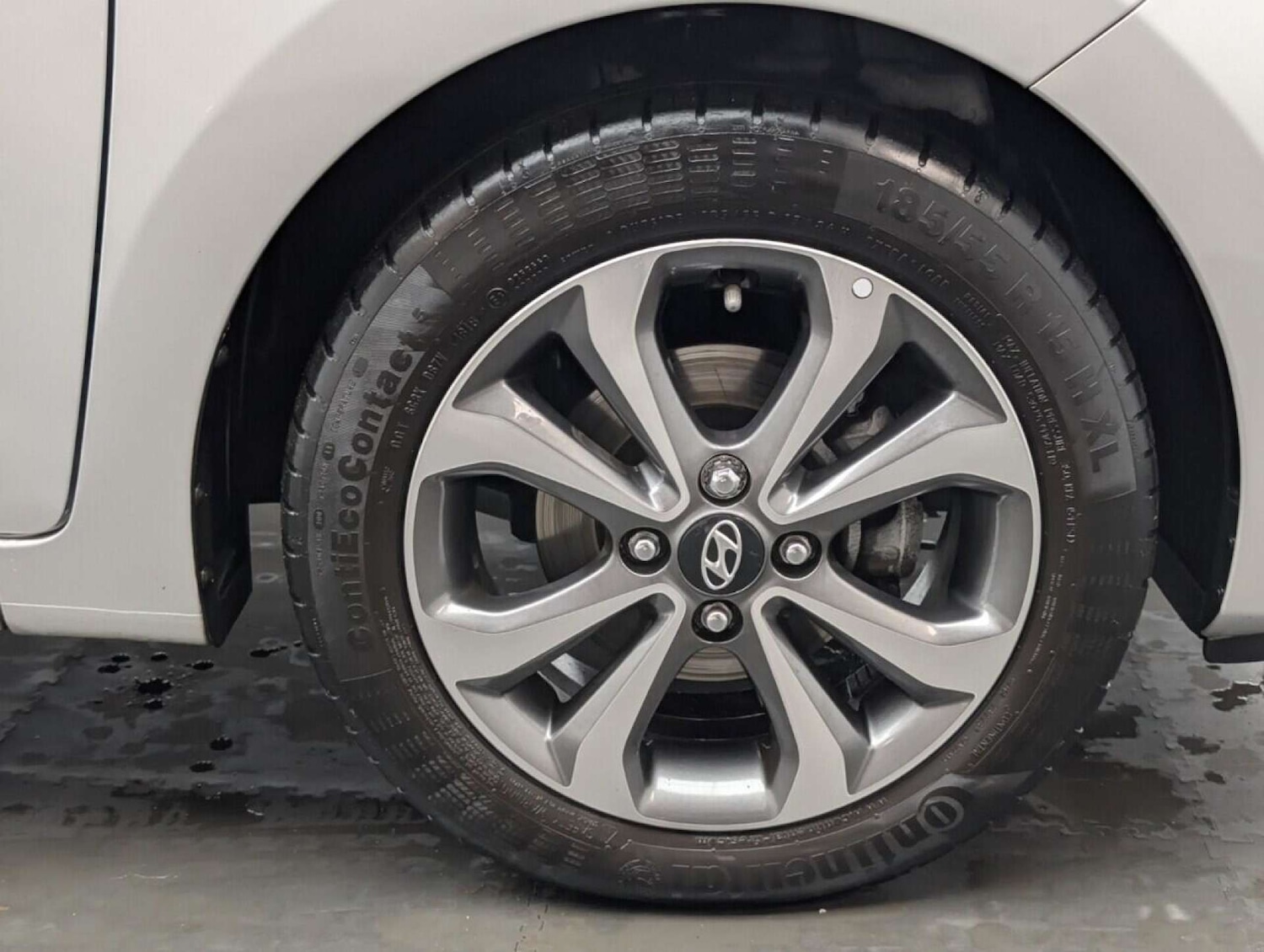 Used Hyundai i10 2019 for sale - 77713212: Photo 9