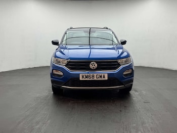 Used Volkswagen T-Roc 2018 for sale - 78980527: Photo