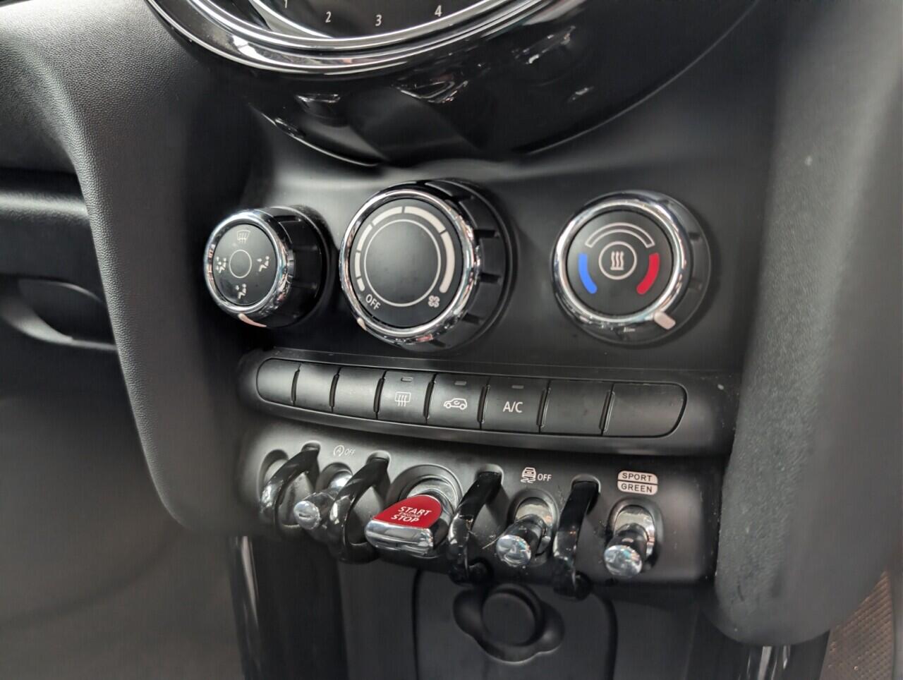 Used MINI Hatch 2021 for sale - 76521890: Photo 15