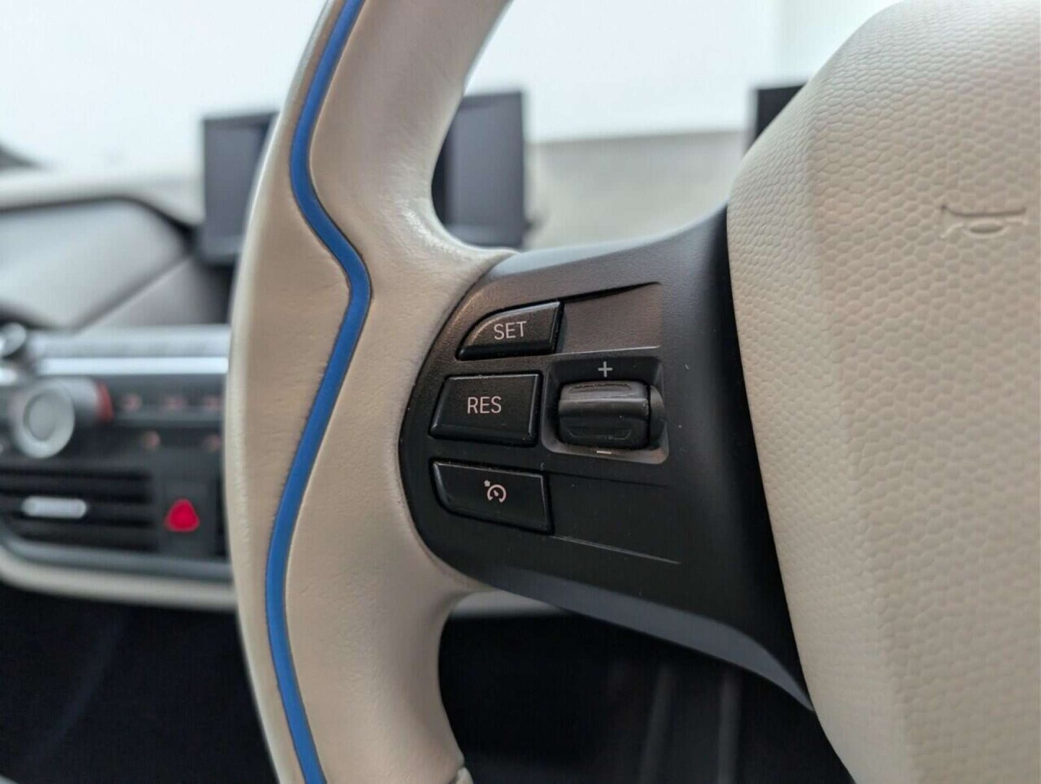 Used BMW i3 2016 for sale - 77714799: Photo 28