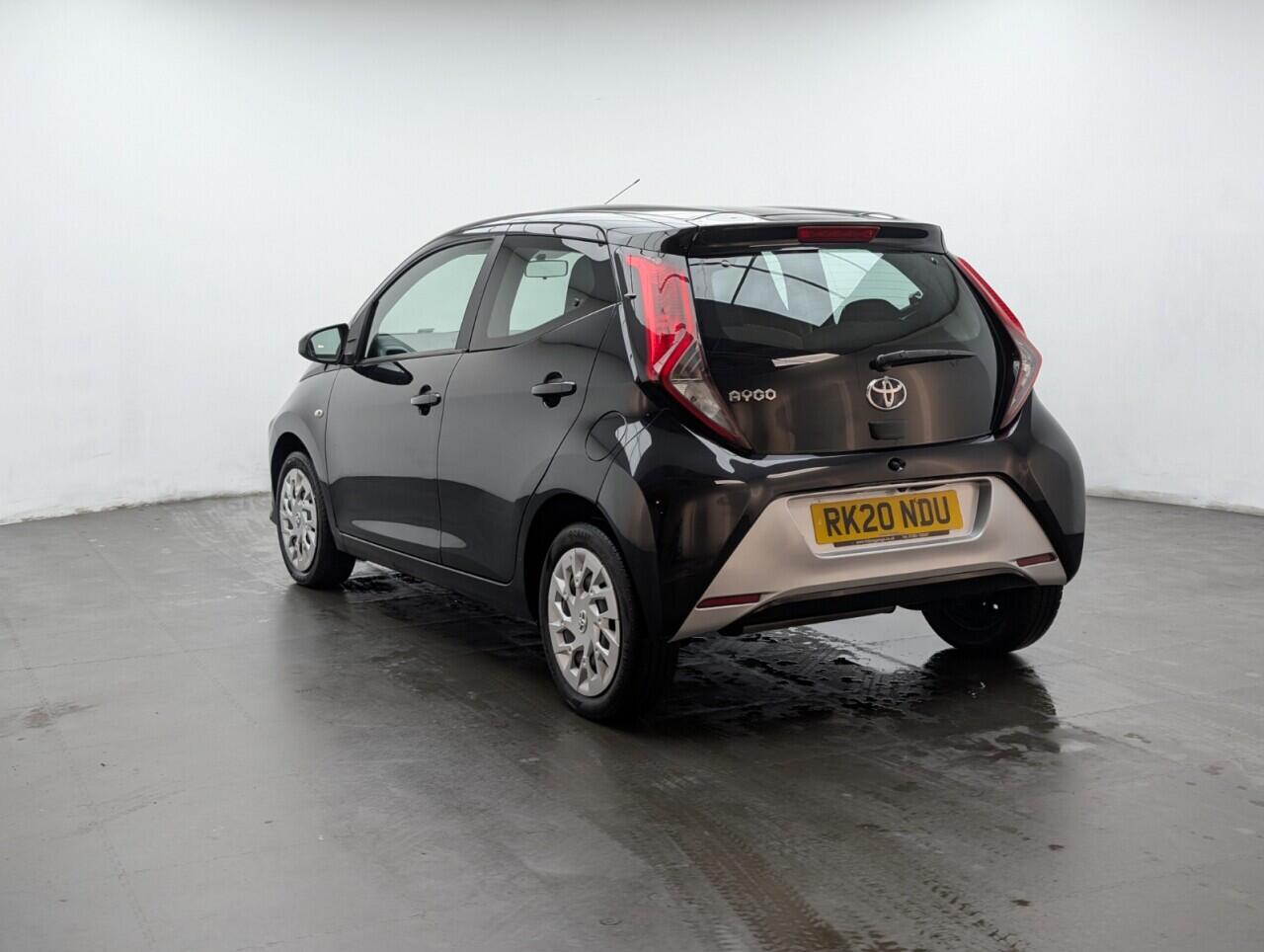 Used Toyota AYGO 2020 for sale - 77637935: Photo 6