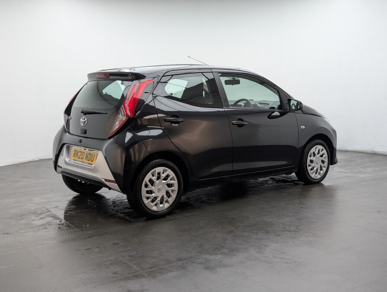 Used Toyota AYGO 2020 for sale - 77637935: Photo 8