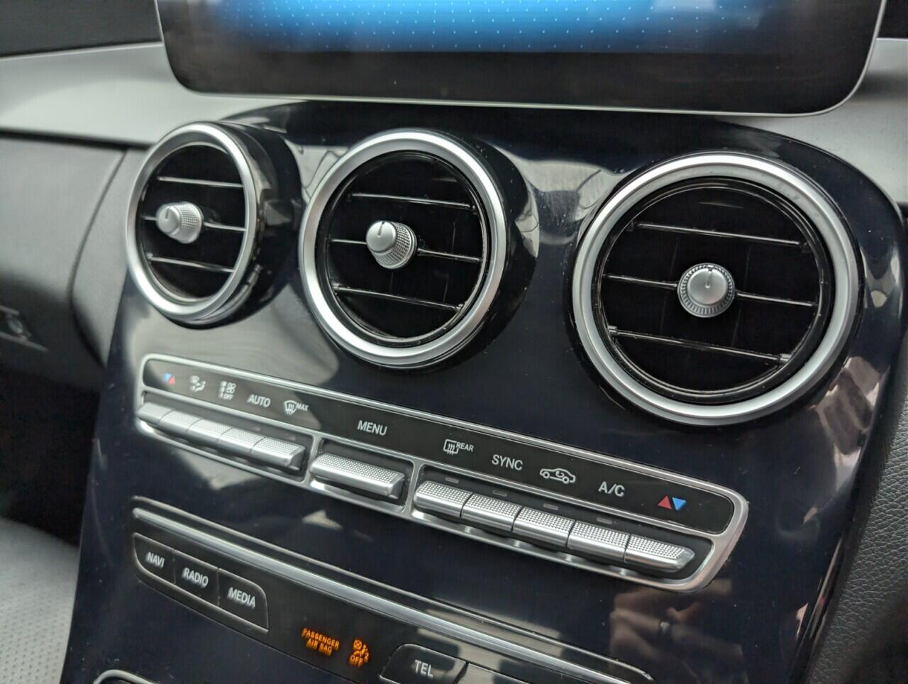 Used Mercedes-Benz C Class 2018 for sale - 77029182: Photo 15