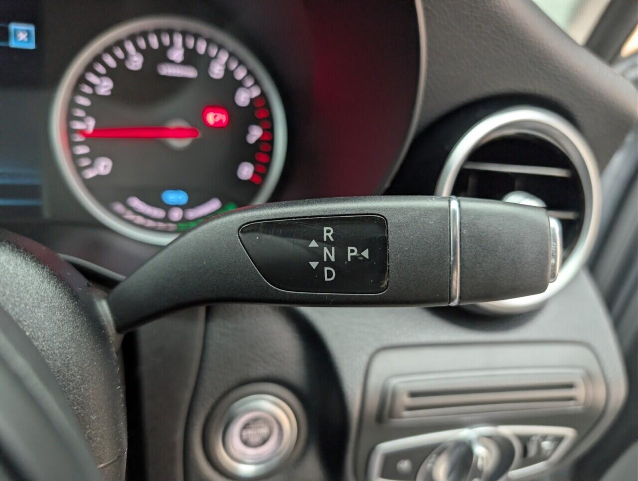 Used Mercedes-Benz C Class 2018 for sale - 77029182: Photo 16