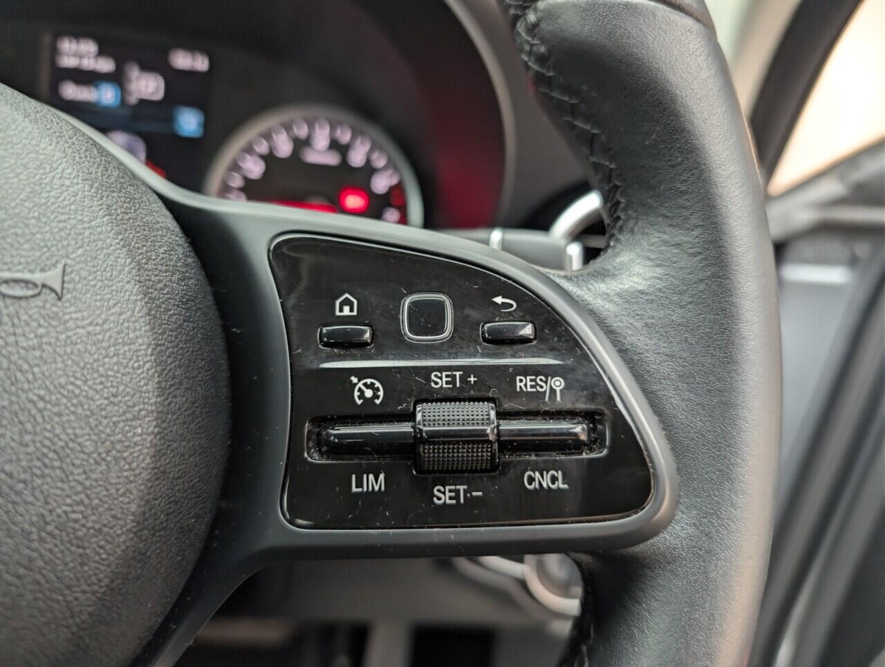 Used Mercedes-Benz C Class 2018 for sale - 77029182: Photo 19