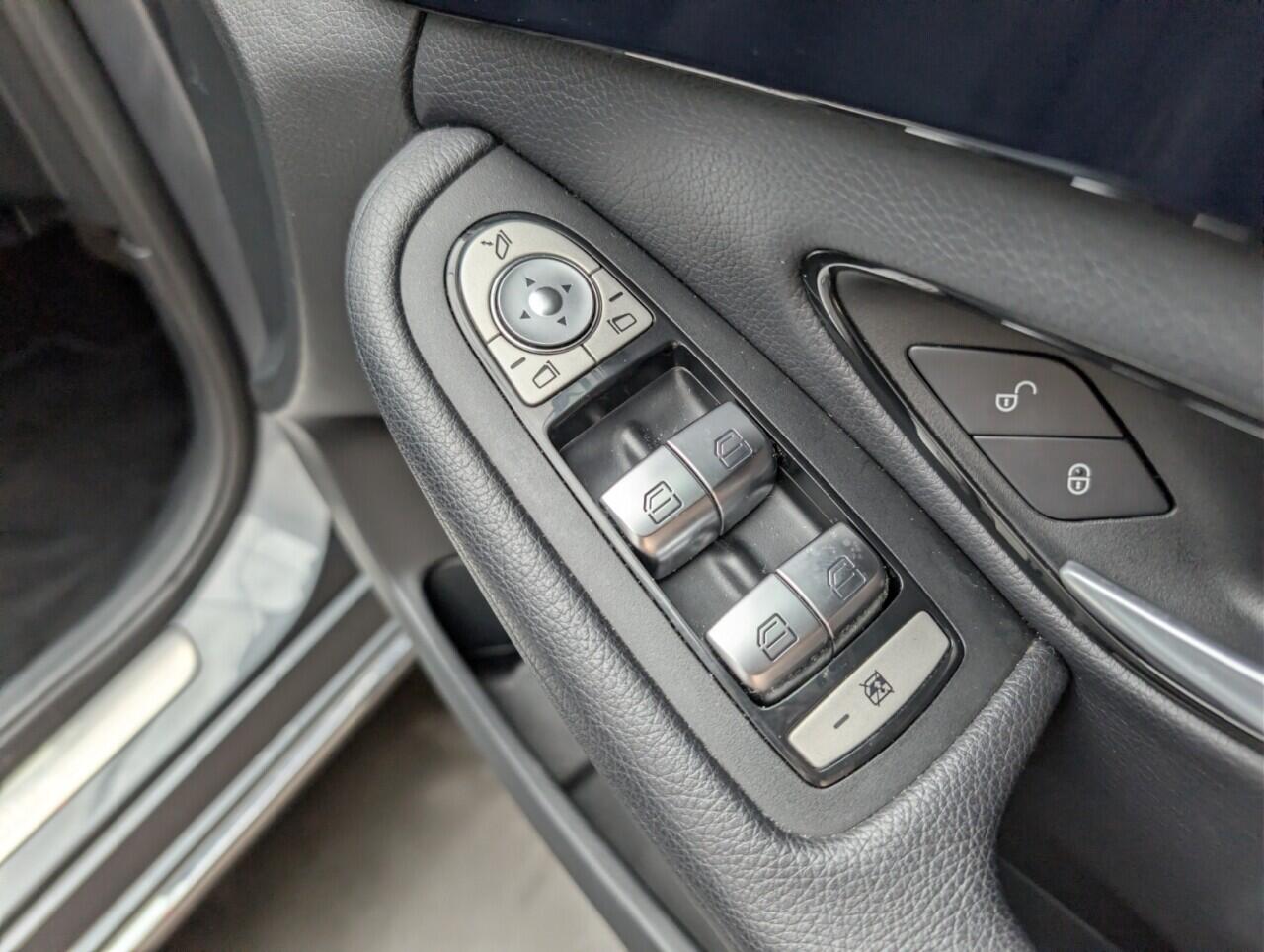 Used Mercedes-Benz C Class 2018 for sale - 77029182: Photo 21