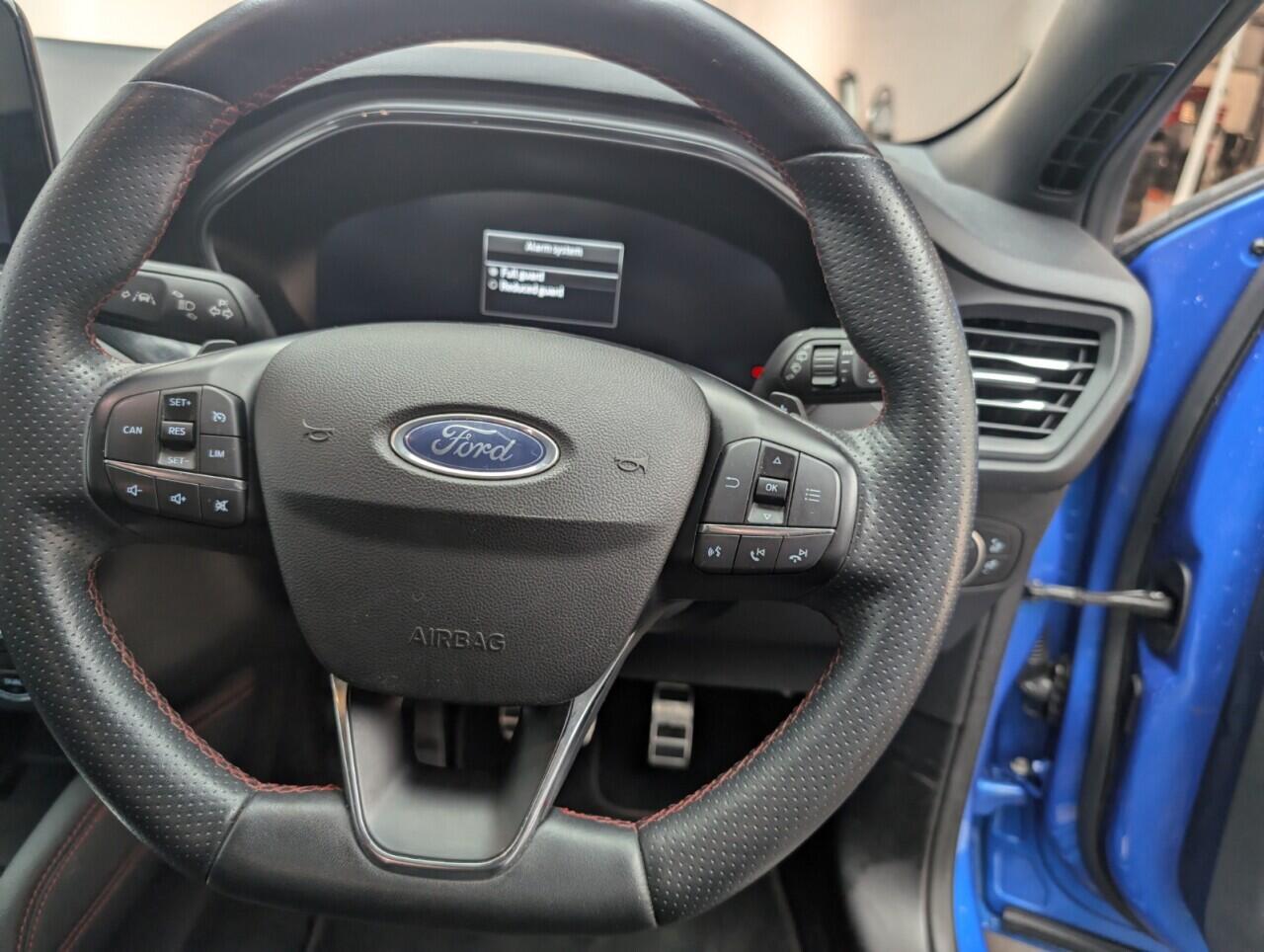 Used Ford Focus 2021 for sale - 76422930: Photo 25
