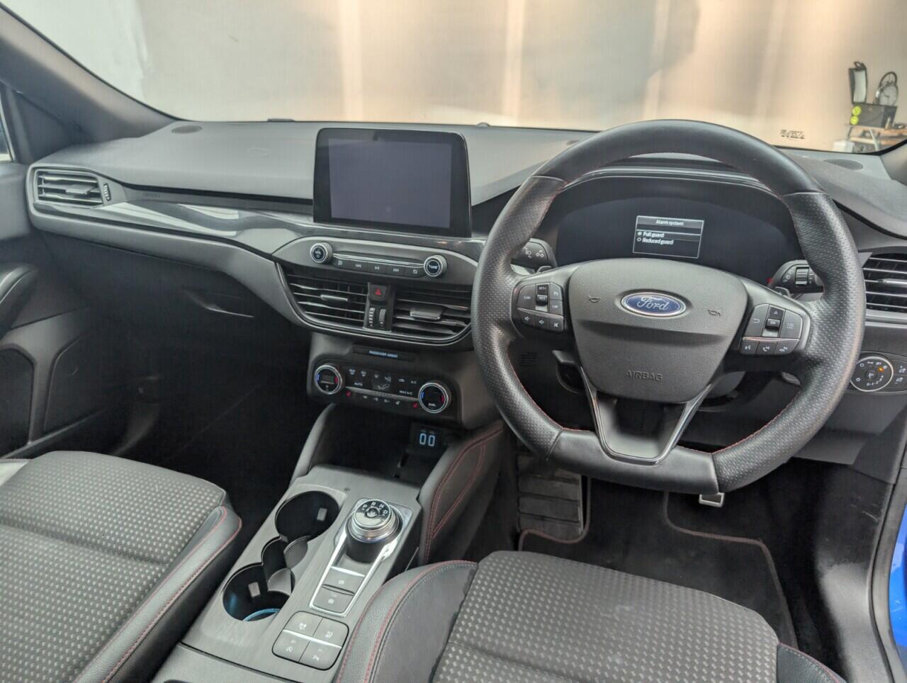 Used Ford Focus 2021 for sale - 76422930: Photo 26