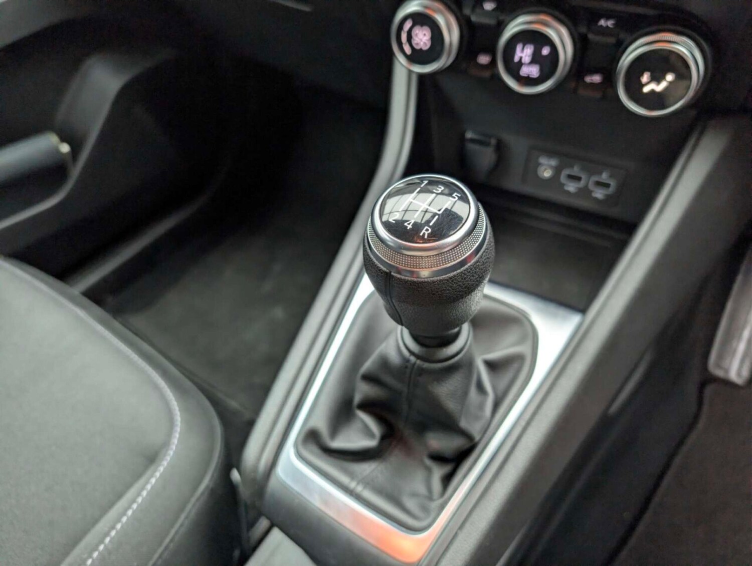 Used Renault Captur 2020 for sale - 77766876: Photo 22