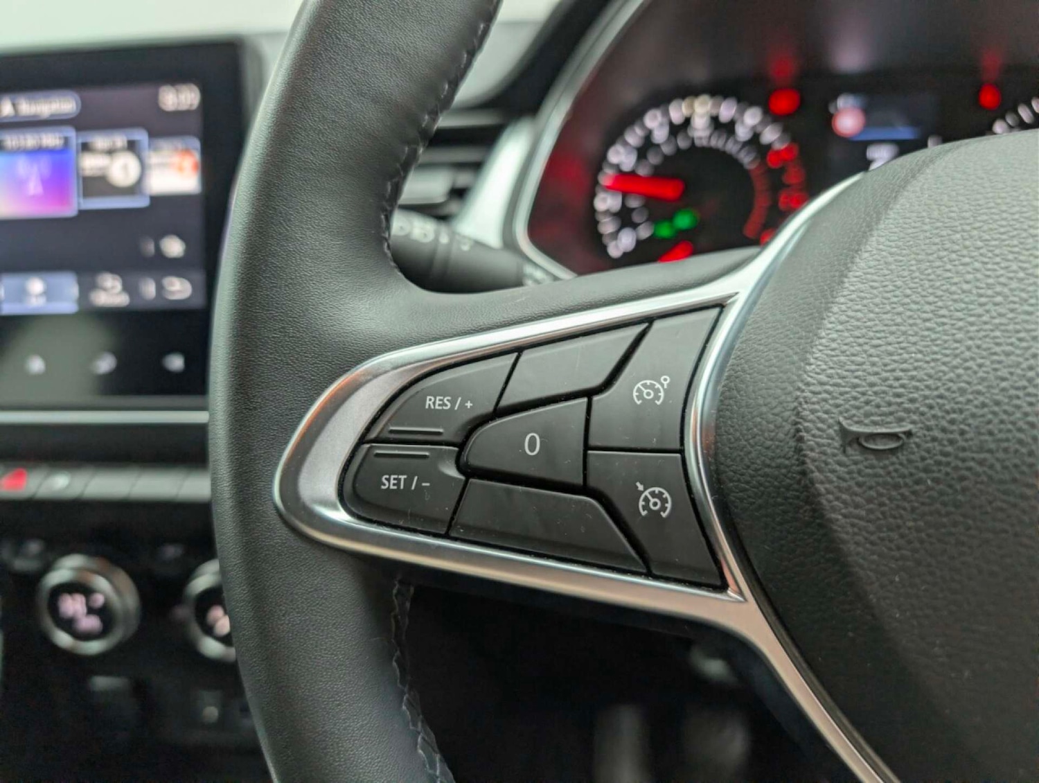 Used Renault Captur 2020 for sale - 77766876: Photo 24