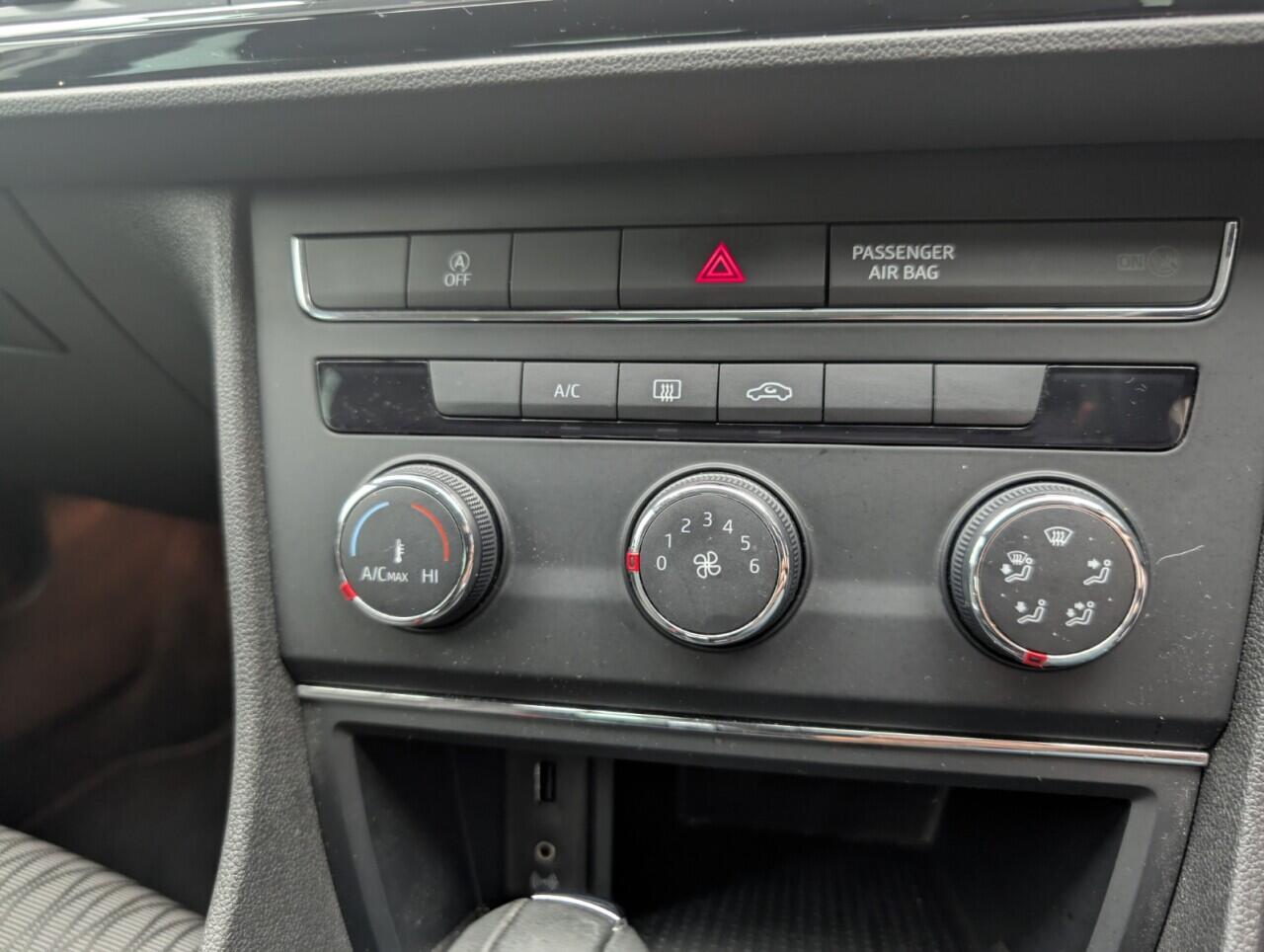 Used SEAT Leon 2016 for sale - 76936398: Photo 16