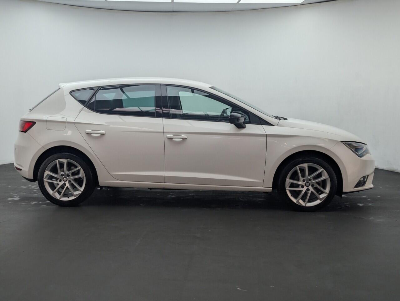 Used SEAT Leon 2016 for sale - 76936398: Photo 9