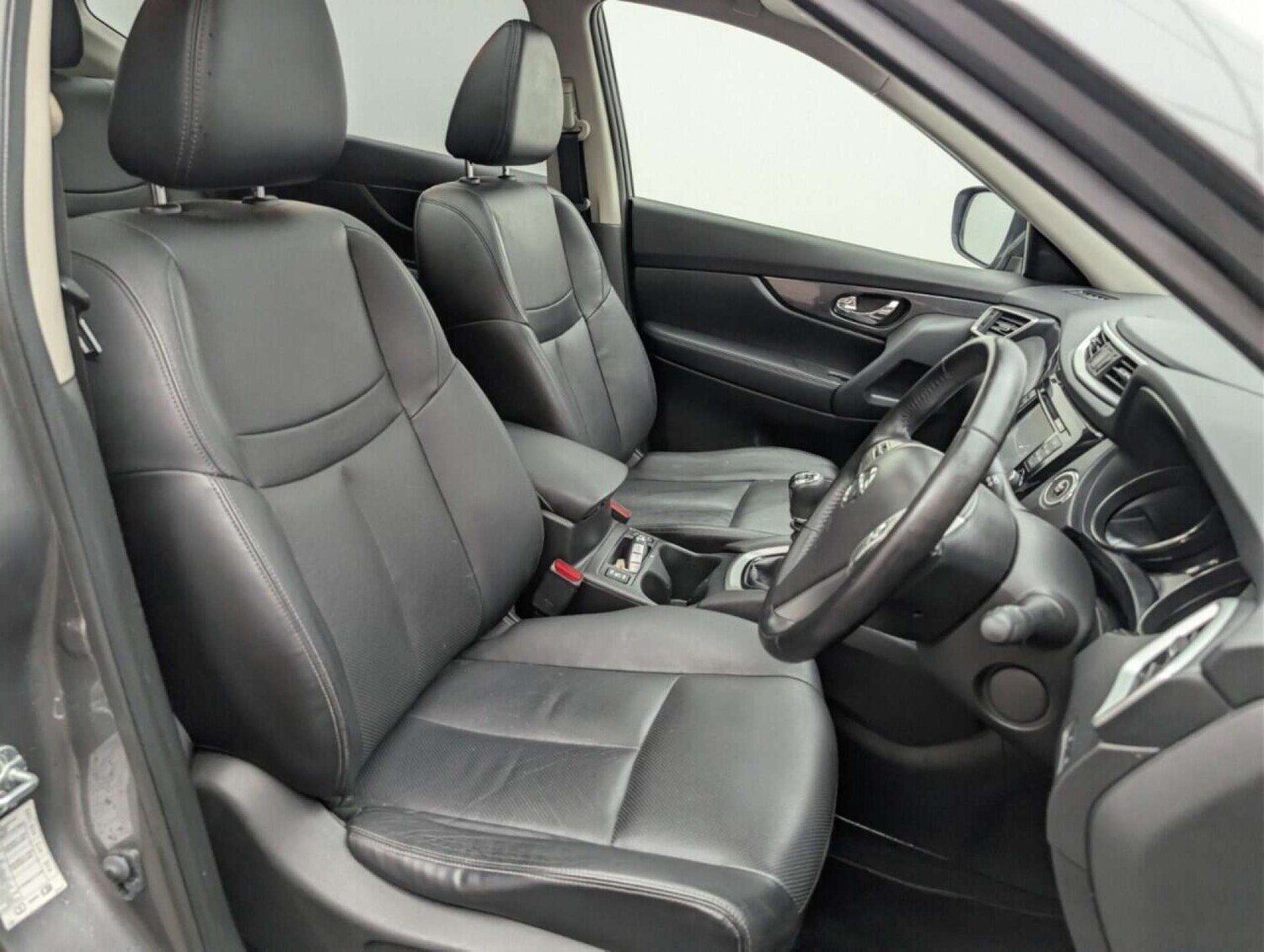 Used Nissan X-Trail 2015 for sale - 77714845: Photo 12