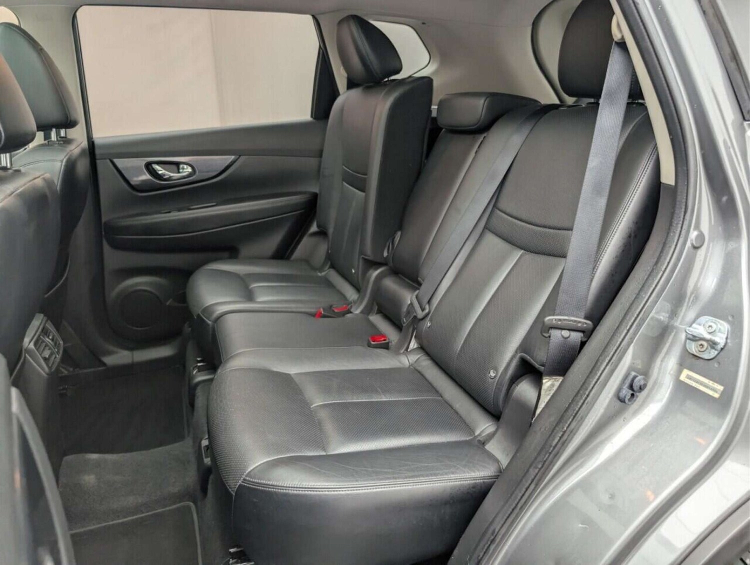 Used Nissan X-Trail 2015 for sale - 77714845: Photo 27