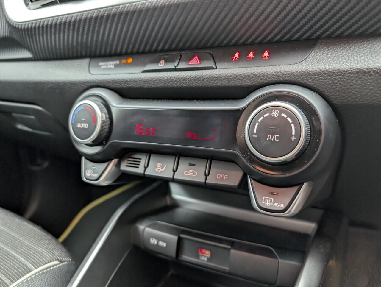 Used Kia Stonic 2022 for sale - 76423512: Photo 16