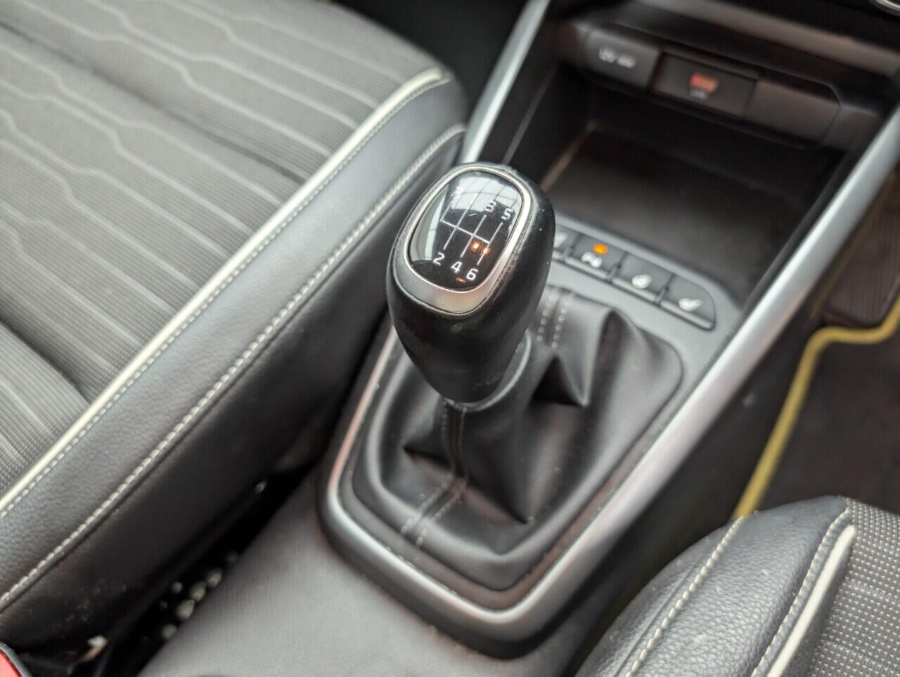 Used Kia Stonic 2022 for sale - 76423512: Photo 17