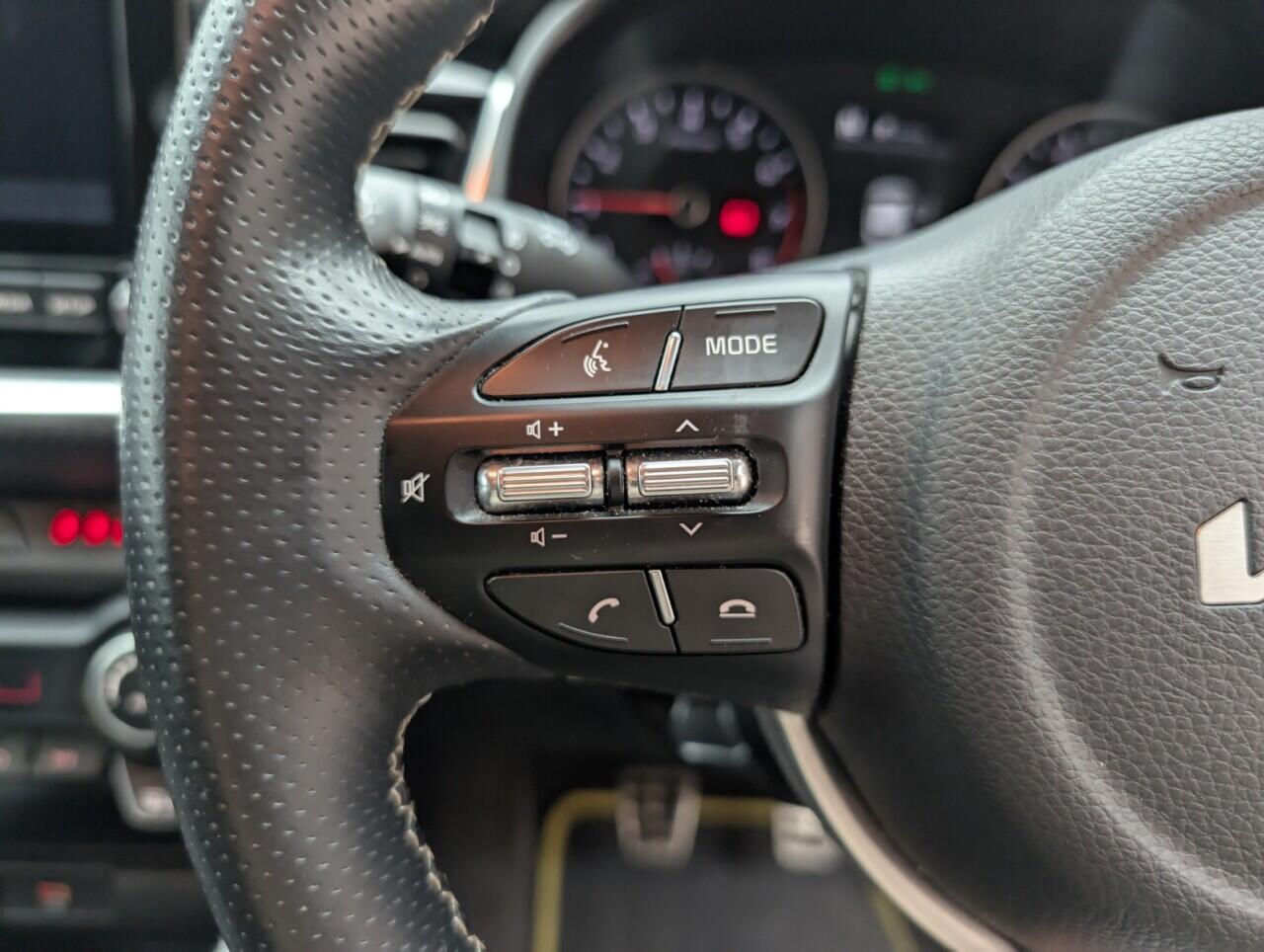 Used Kia Stonic 2022 for sale - 76423512: Photo 19