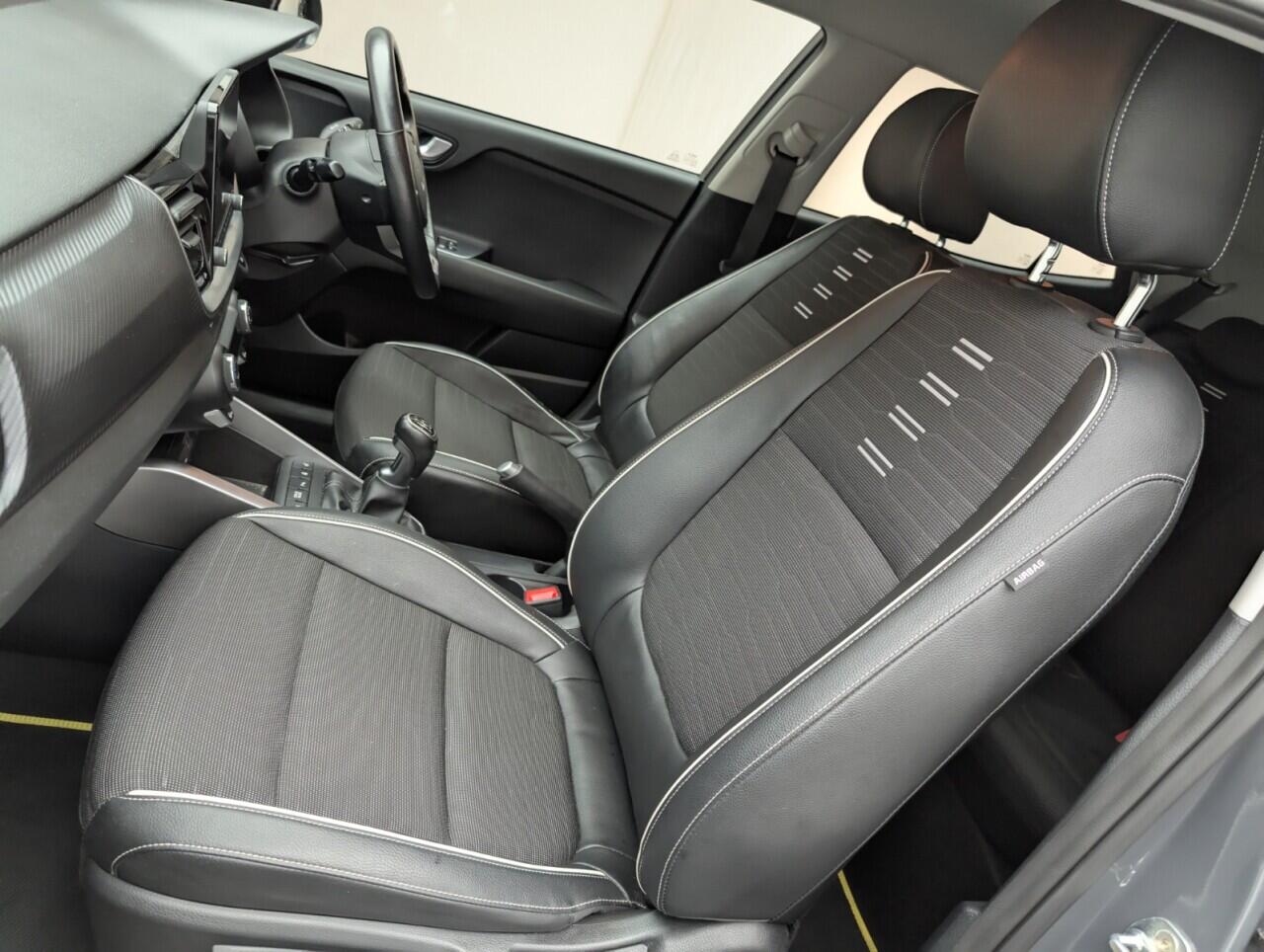 Used Kia Stonic 2022 for sale - 76423512: Photo 28