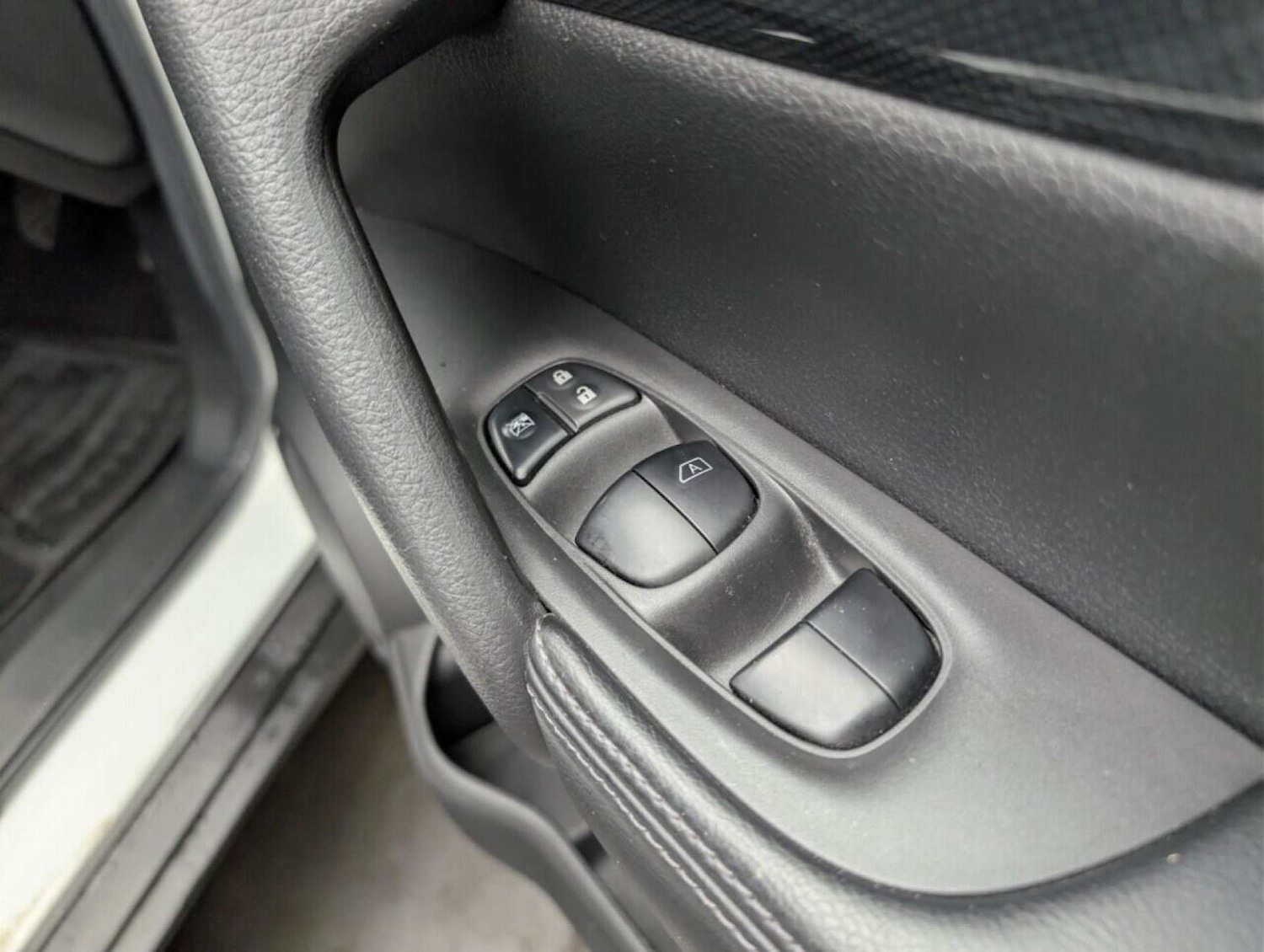 Used Nissan X-Trail 2015 for sale - 77891799: Photo 24