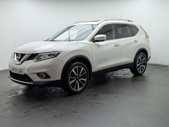 Used Nissan X-Trail 2015 for sale - 77891799: Photo