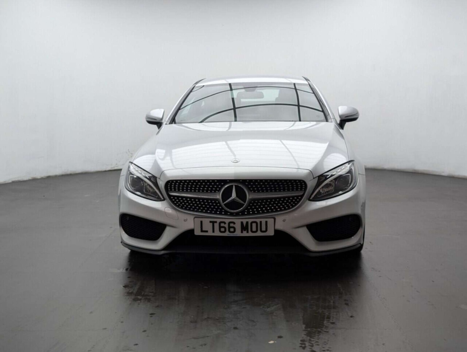 Used Mercedes-Benz C Class 2016 for sale - 77714930: Photo 3