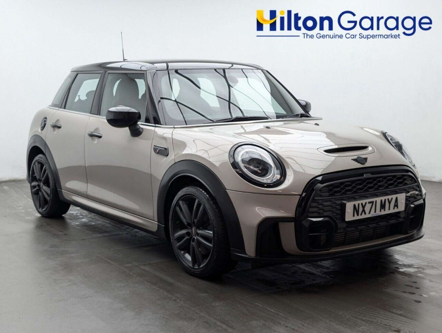 Used MINI Hatch 2021 for sale - 77713597: Photo 1
