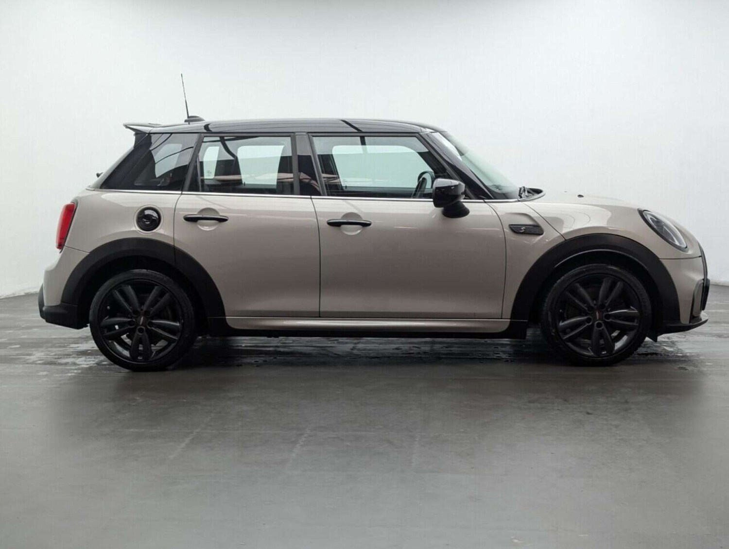 Used MINI Hatch 2021 for sale - 77713597: Photo 9