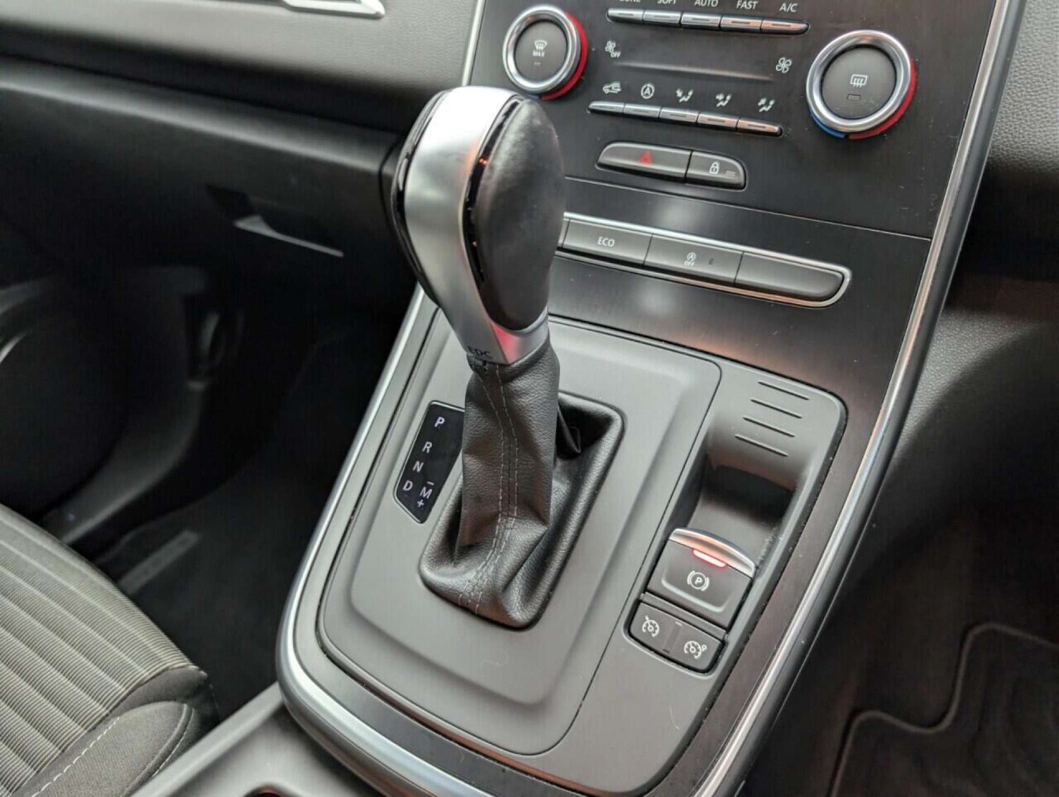 Used Renault Grand Scenic 2019 for sale - 77714654: Photo 17