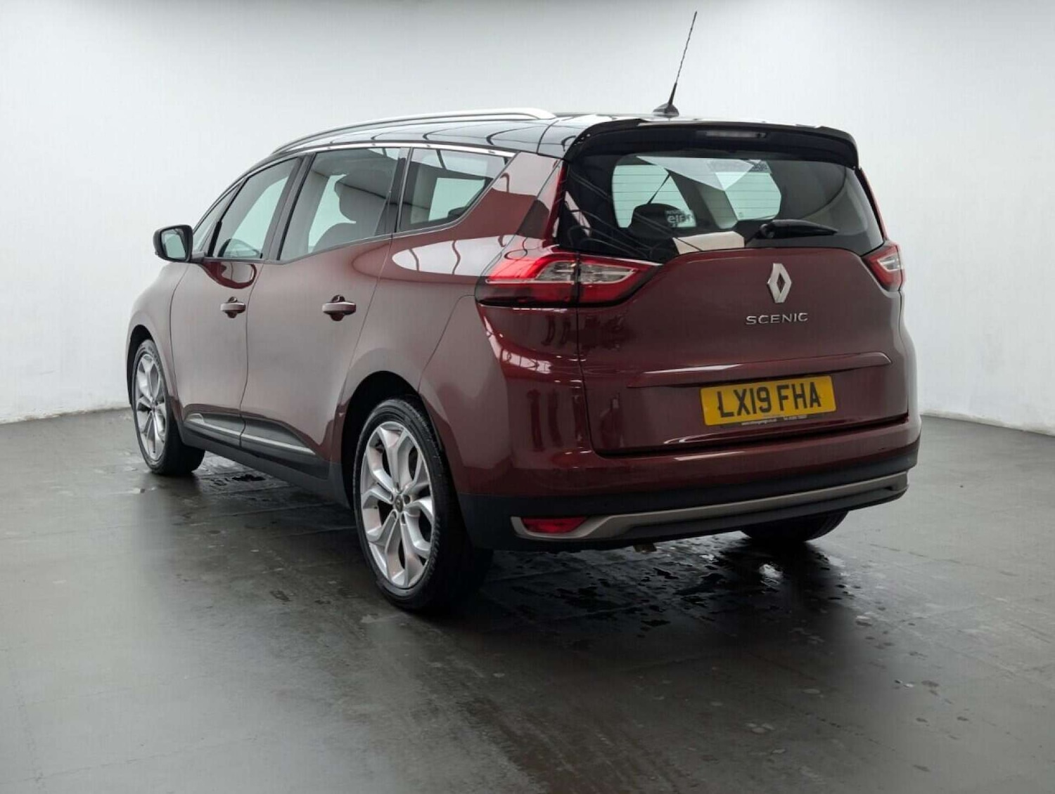 Used Renault Grand Scenic 2019 for sale - 77714654: Photo 6
