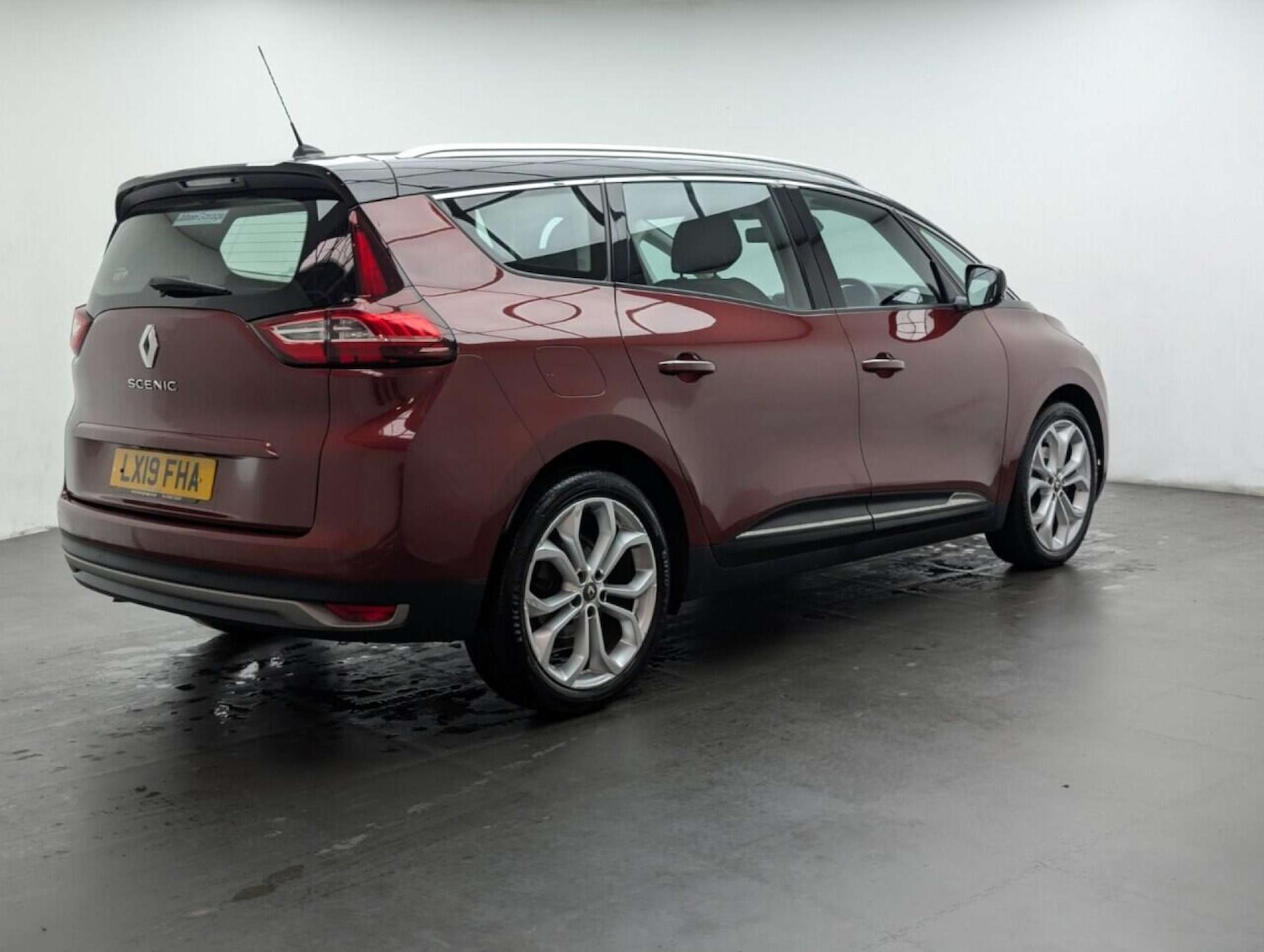 Used Renault Grand Scenic 2019 for sale - 77714654: Photo 8