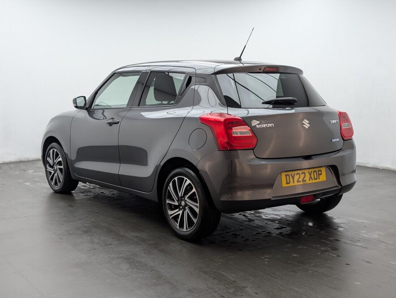 Used Suzuki Swift 2022 for sale - 76620419: Photo 6