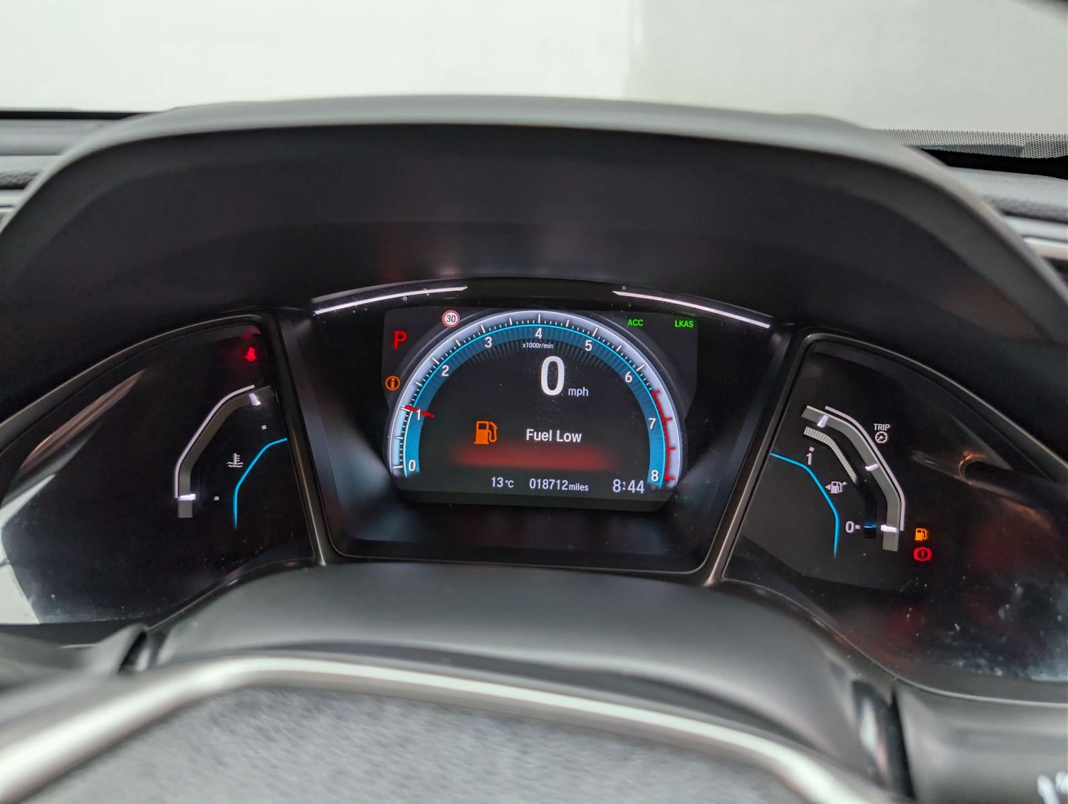 Used Honda Civic 2018 for sale - 77998557: Photo 17