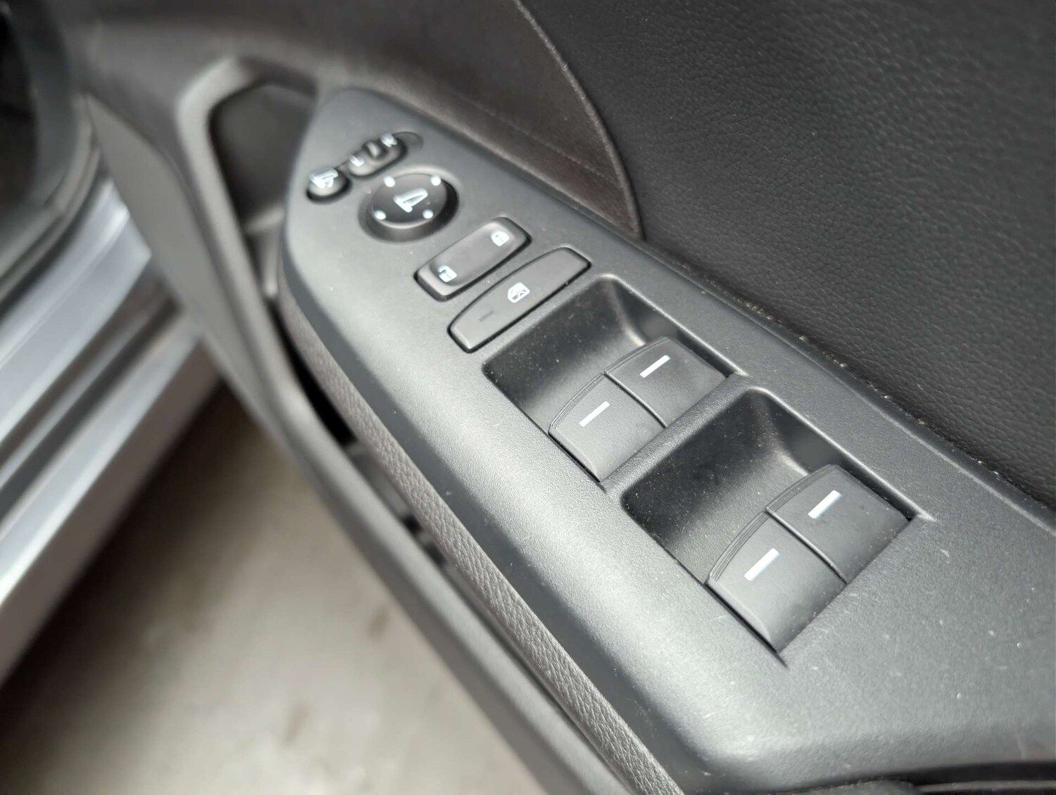 Used Honda Civic 2018 for sale - 77998557: Photo 18