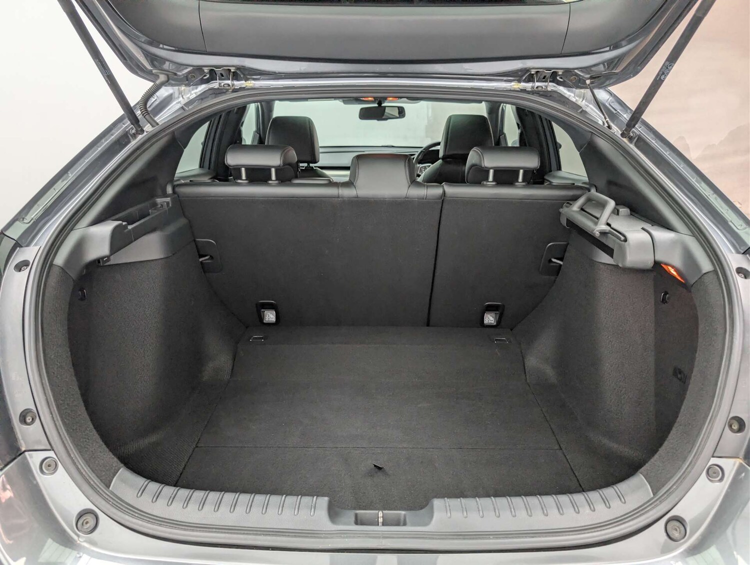 Used Honda Civic 2018 for sale - 77998557: Photo 22